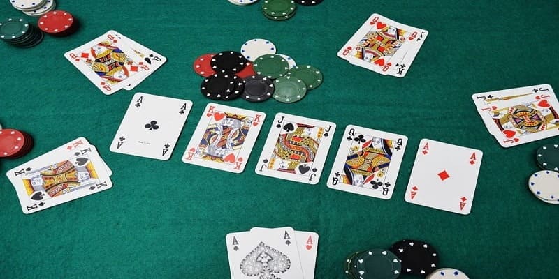 Cách Chơi Poker Eu88